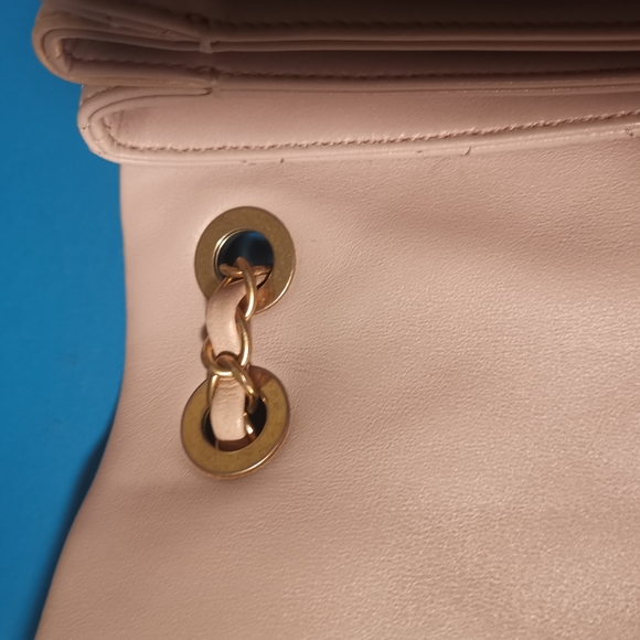 Chanel single flap (seasonal) - Picture 8 of 9